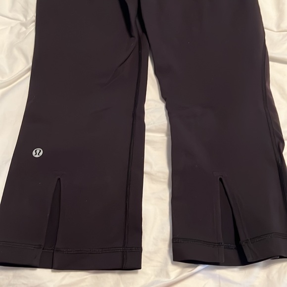 Lululemon Capri pants - Picture 4 of 5